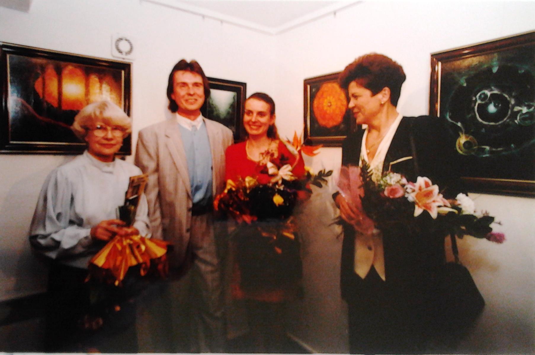 Vernisáž v Galerii George Lemarc v Praze - s PhDr. Martou Foučkovou a s paní Zuzanou Baudyšovou, prezidentkou Nadace Naše dítě